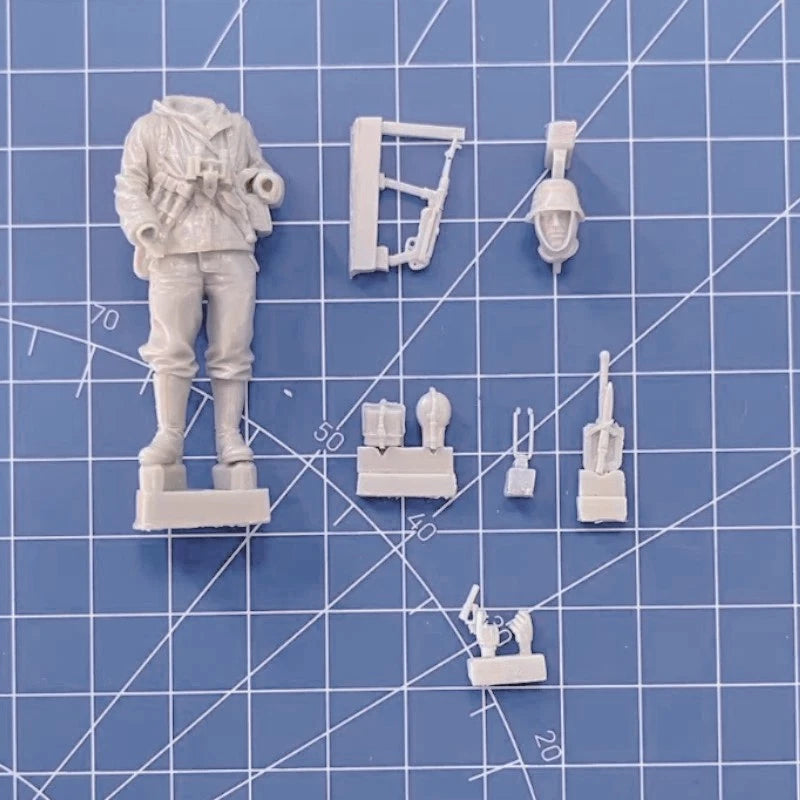1/35 Resin Figure Model Kit Eastern Front German Grenadier Unassembled Unpainted 07FC0E-D4 - KOEEK