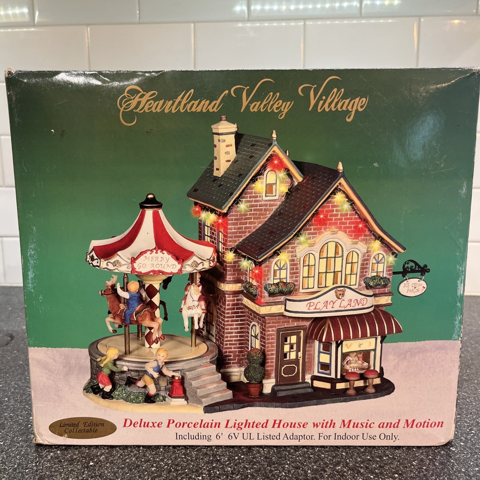 Heartland Valley Village Lighted House with Music and Motion Playland Carousel HEARTLAND - KOEEK