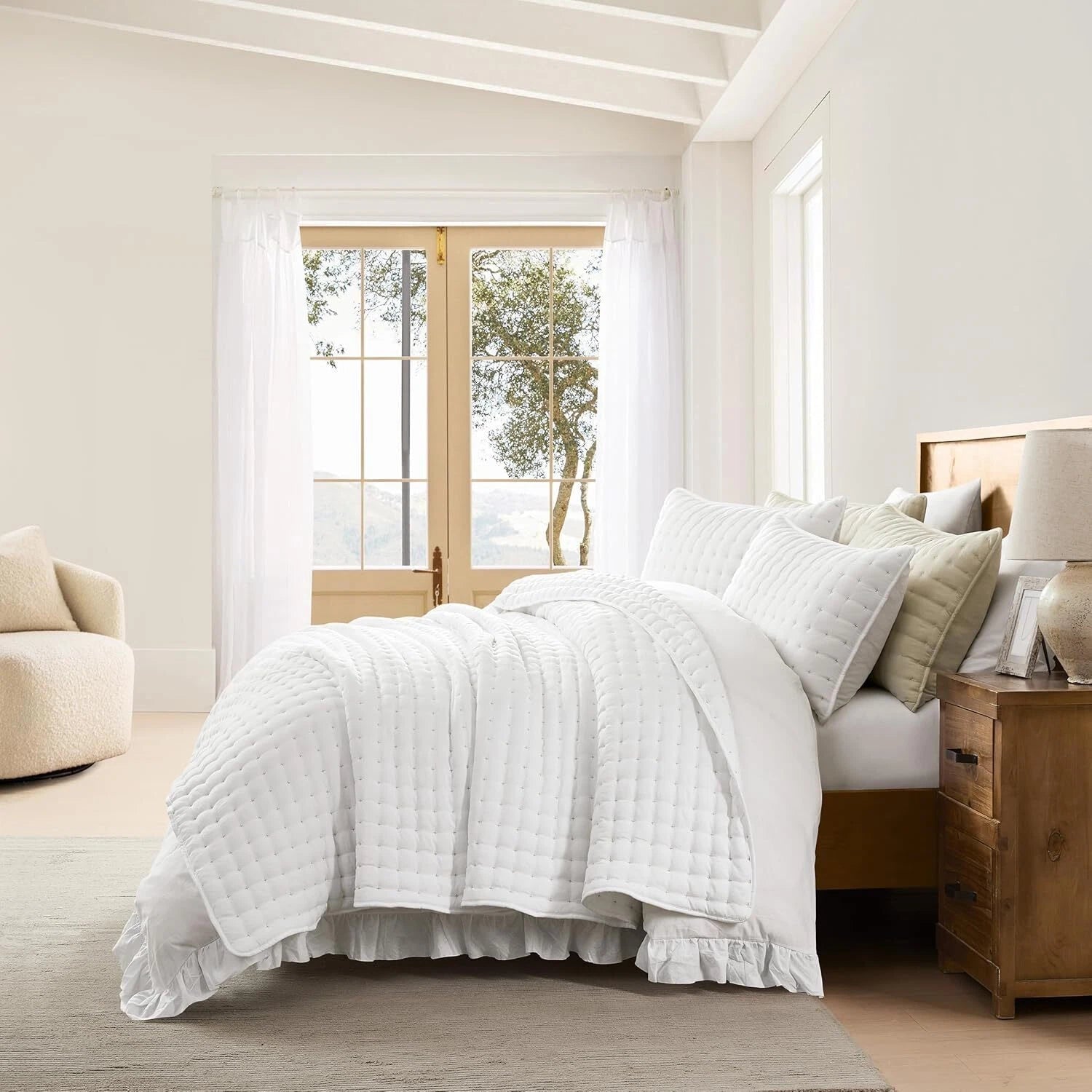 White Queen Size Quilt Bedding Sets with Pillow Shams,Lightweight Soft Bedspread 07FC0E-D4 - KOEEK