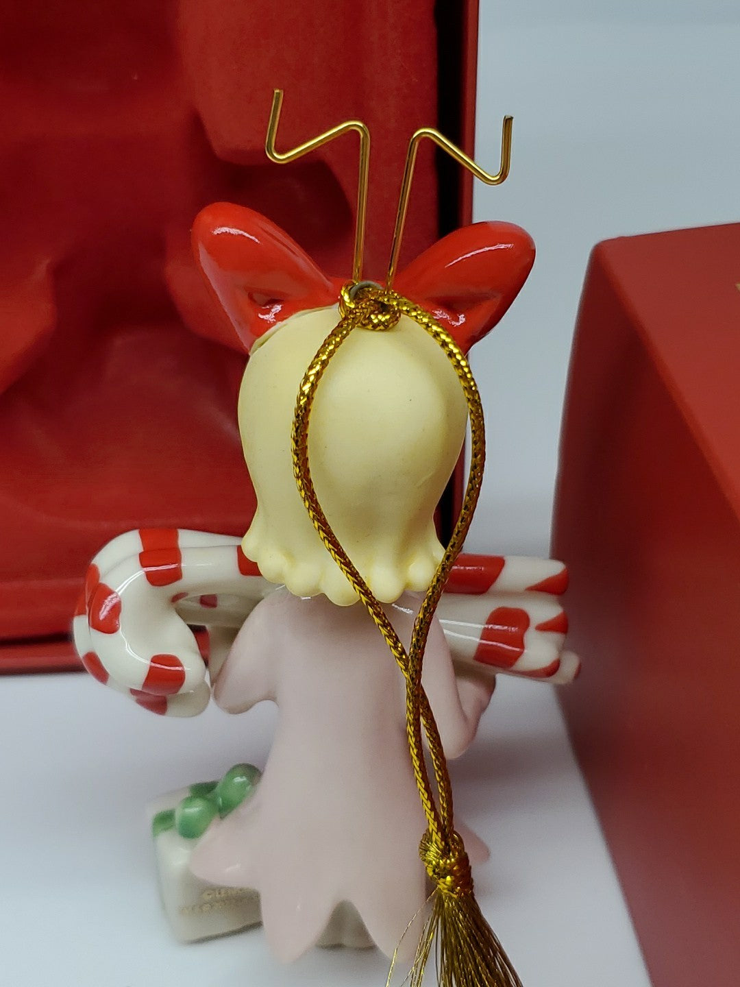 Lenox 2022 Grinch Cindy Lou Who Ornament- Dr. Seuss LENOX - KOEEK