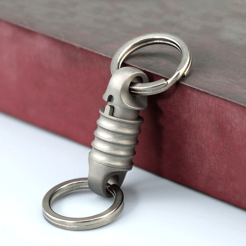 360 Degree Rotation Titanium Gimbal Keychain Car Keychain with Key Ring EDC Tool 07FC0E-D4 - KOEEK