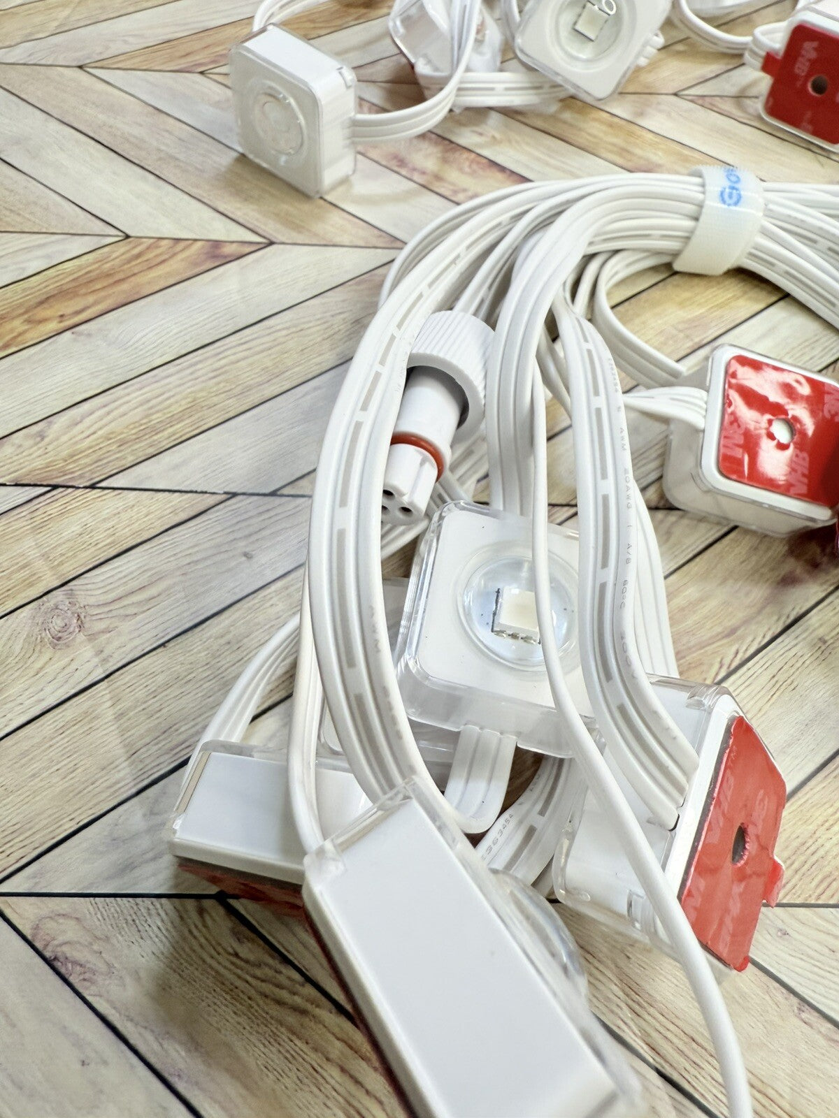 2pk Govee RGBIC Permanent Outdoor Lights - Add-On Strand- 16.4ft -12 Lights Each GOVEE - KOEEK