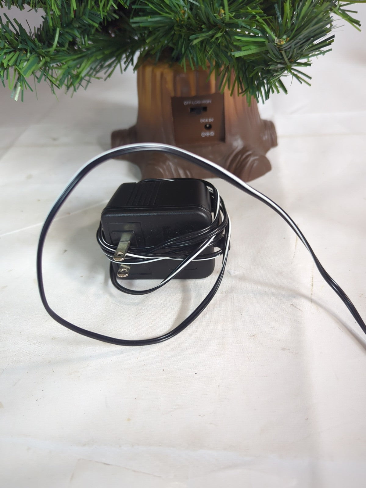 *Read* Gemmy 1996 Douglas The Talking Fir 2’ Animated Singing Christmas Tree 07FC0E-D4 - KOEEK