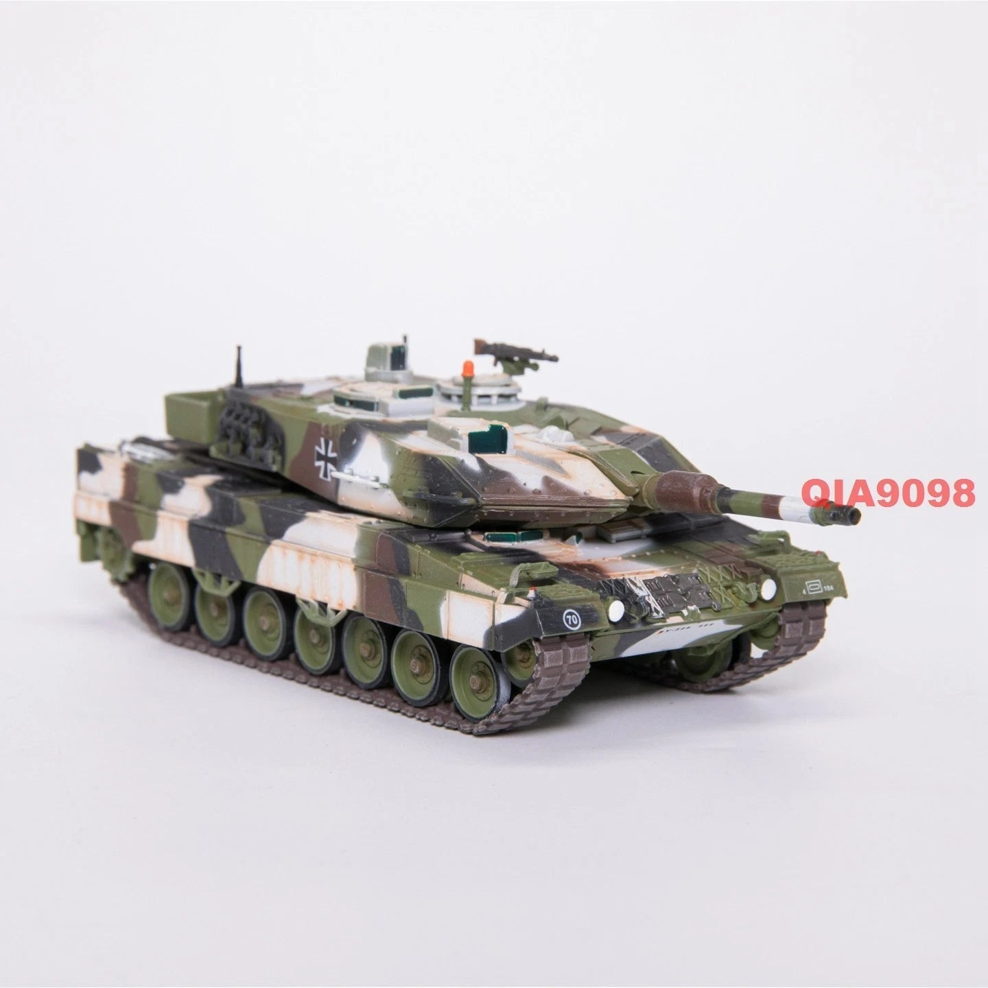 1:72 Scale German Leopard 2A5 Main Battle Tank Snow Camo Metal Plastic Model 07FC0E-D4 - KOEEK