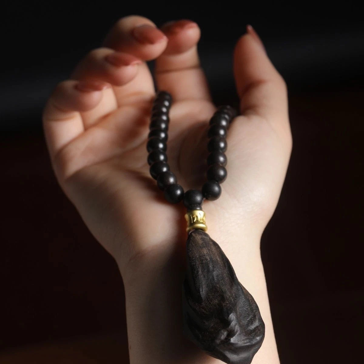 Favorite Agarwood Pendant Hanging Neck Black Oil Old Material Rosary Beads 07FC0E-D4 - KOEEK
