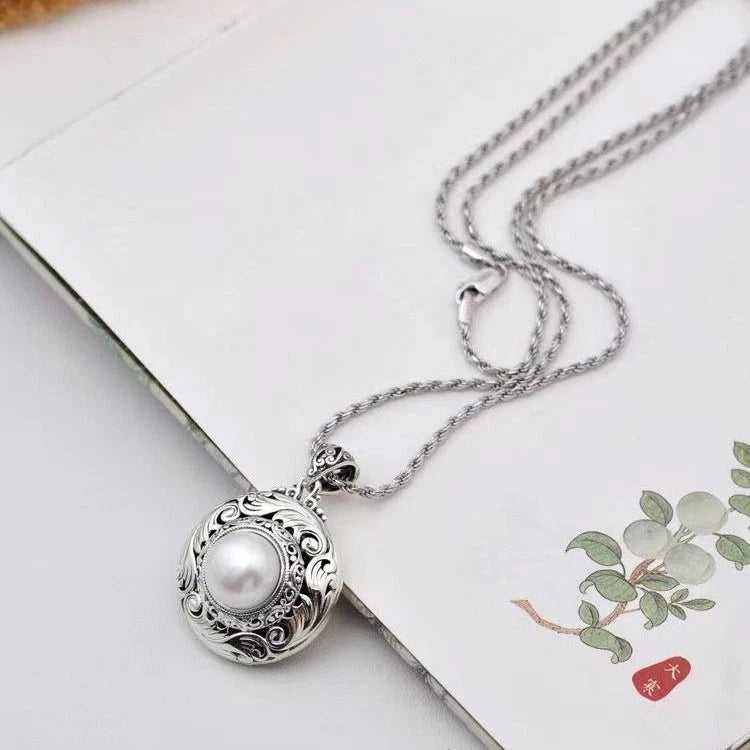 Rattan Pattern Hollow Openable Box Pendant Inlaid Vintage Necklace 07FC0E-D4 - KOEEK