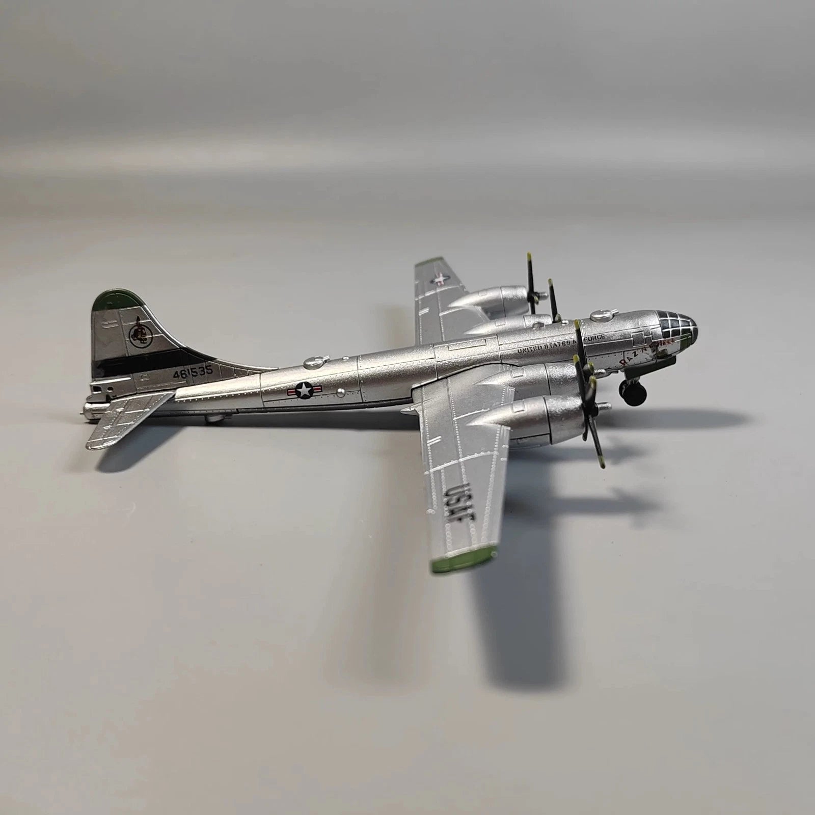 1：200 US World War II  B-29 Superfortress Bomber Military Alloy Model Collection 07FC0E-D4 - KOEEK