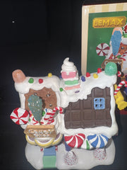 Lemax Christmas The Candy Shop Polyresin Lighted Building Christmas Village LEMAX - KOEEK