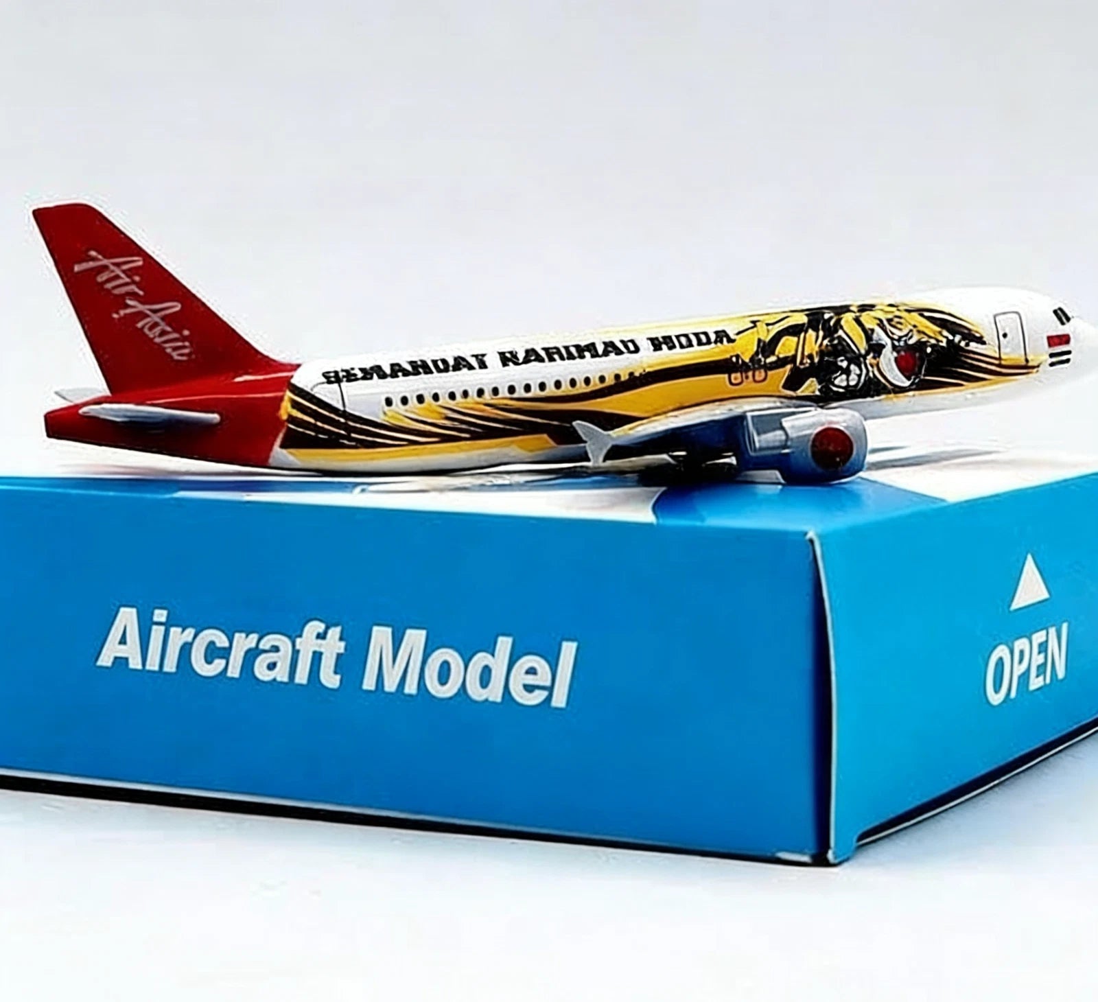 1:400 JC Wings Tigerair AIRBUS A320 Passenger Aircraft Diecast Airplane Model 07FC0E-D4 - KOEEK