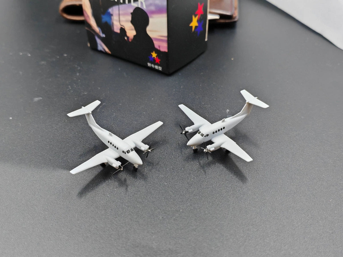 1/400 US Beechcraft B200 "King of the Air" Light Business Jet Model 07FC0E-D4 - KOEEK