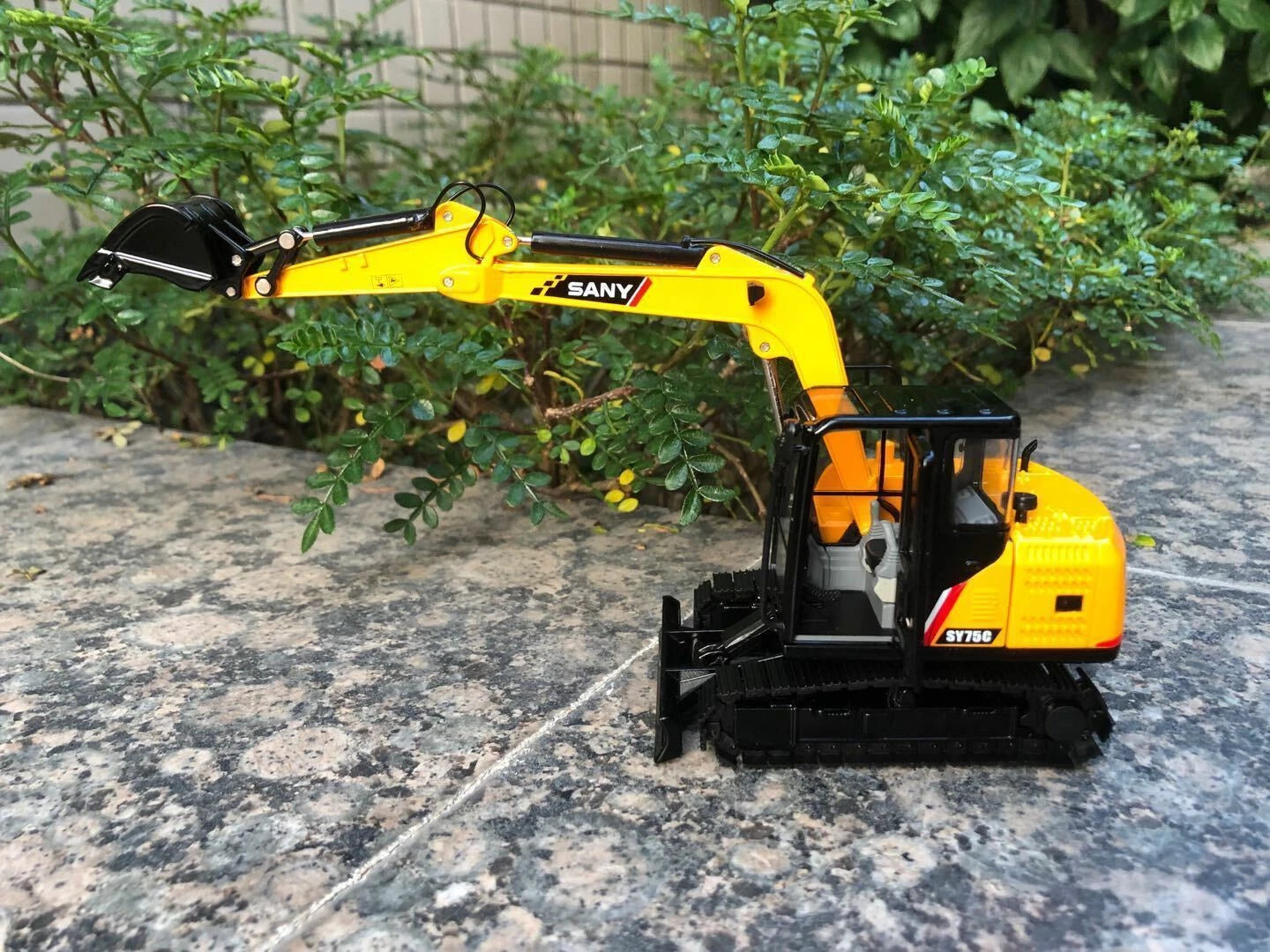 SANY 1/35 Construction Vehicle Car SY75C-9 Diecast Excavator Collect Model Toy SANY - KOEEK
