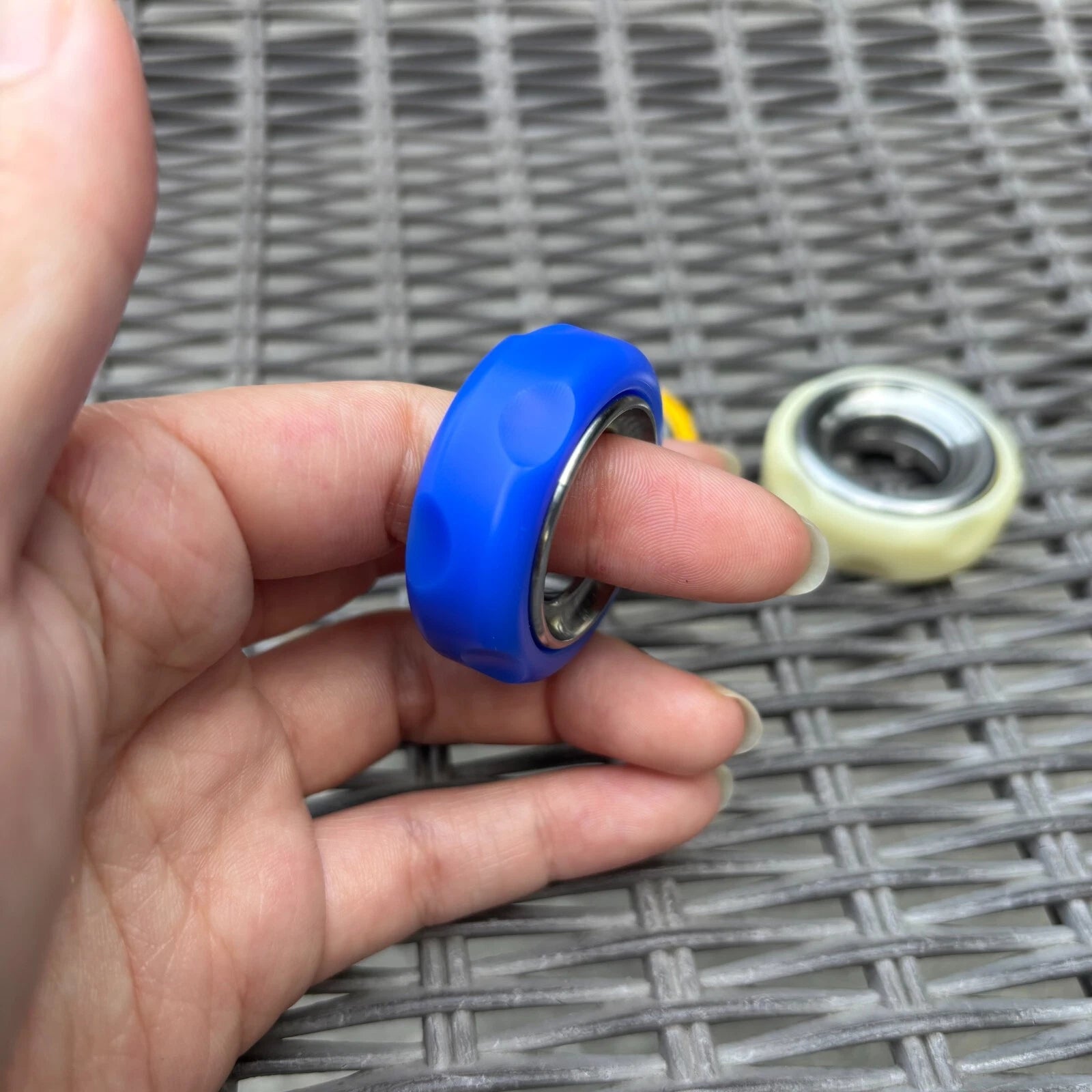 Mechanic Ring Tire Fidget Clicker Magnetic Slider Haptic EDC Toy Stress Relief 07FC0E-D4 - KOEEK