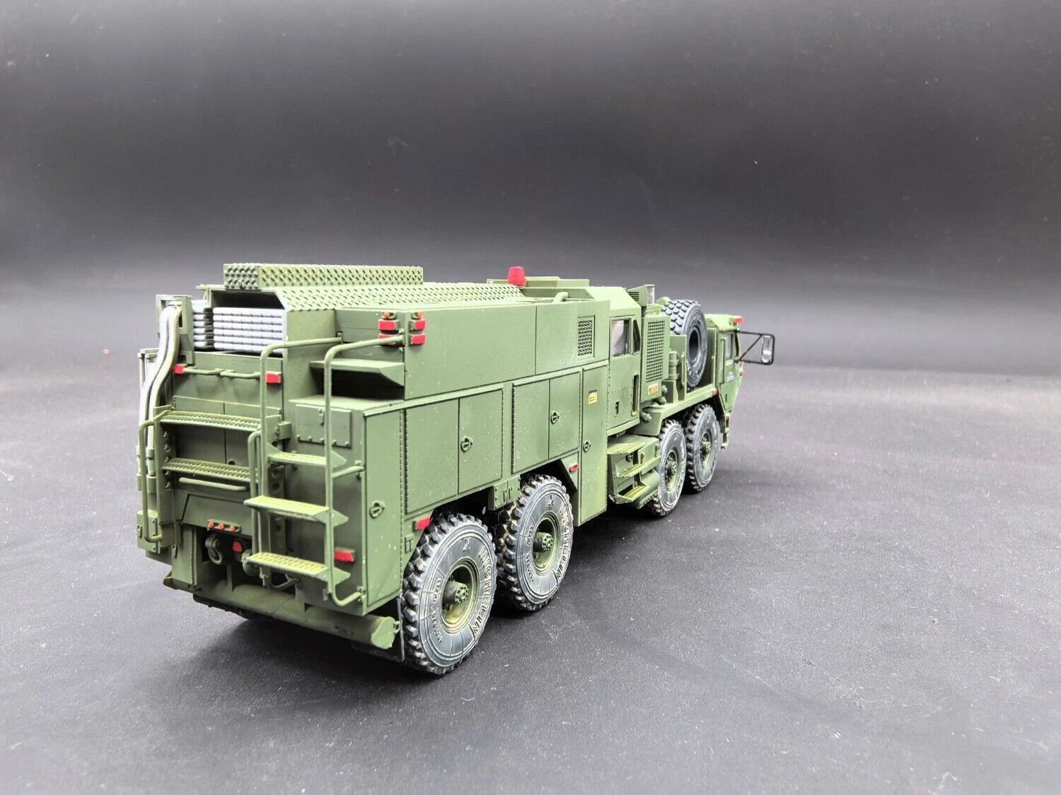 Handmade 1/72 U.S. Army M1142 Tactical Fire Truck Painted Finished Model 07FC0E-D4 - KOEEK