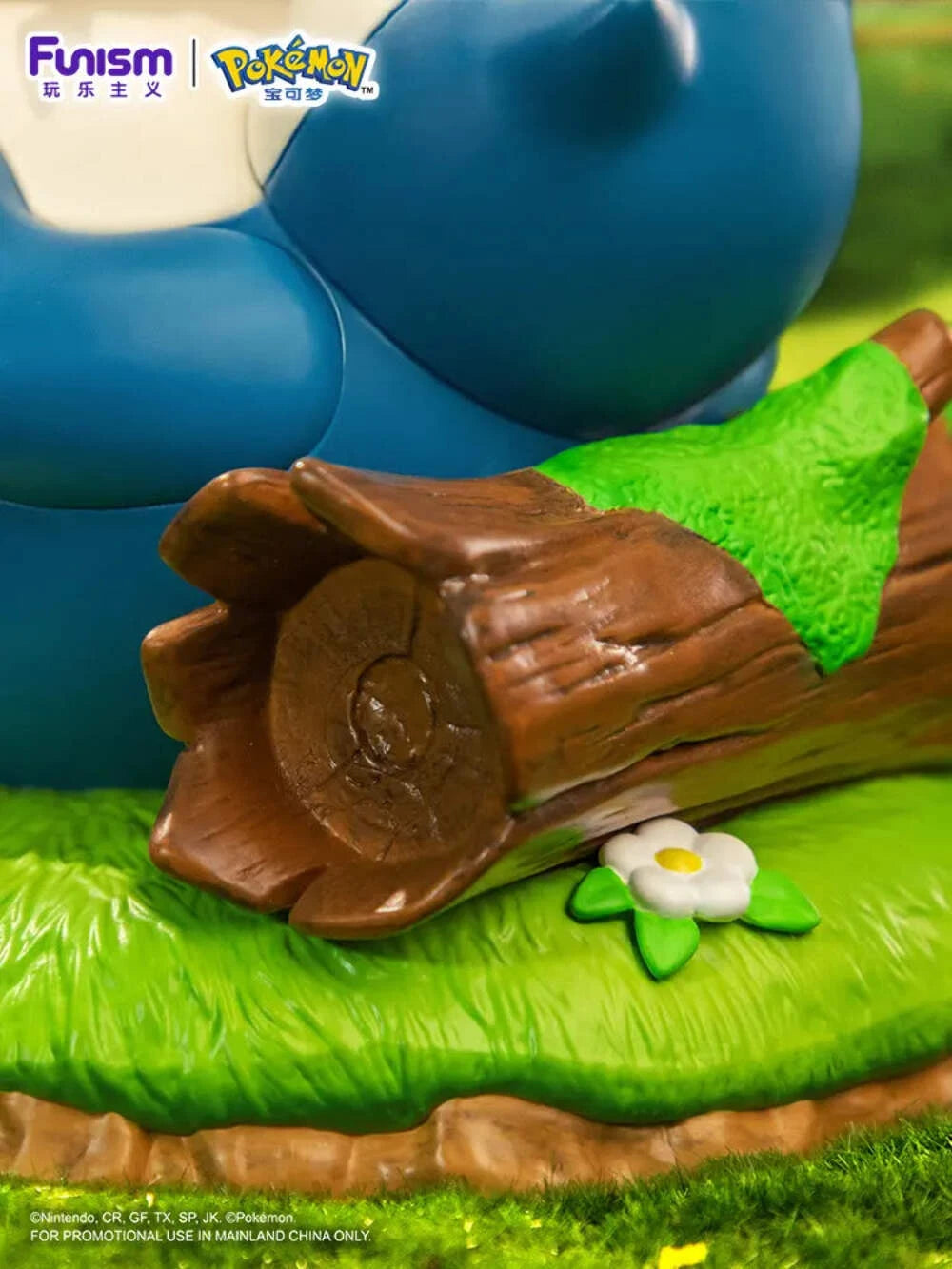 FUNISM Pokémon Snorlax & Eevee Collectible Figure Relax in the Forest FUNISM - KOEEK