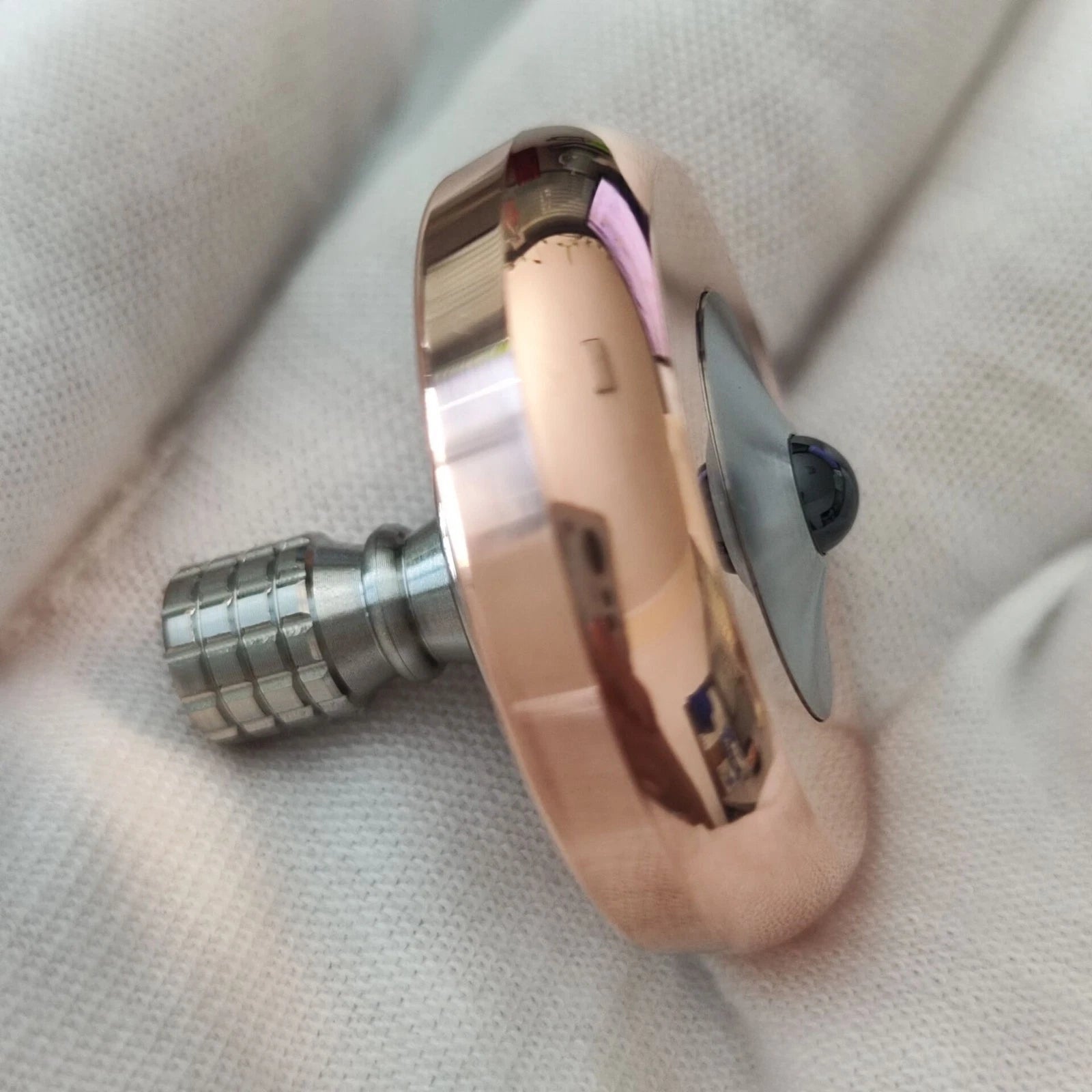 Titanium Copper Hand Twisting Spinning Tops Fingertip Top Hand Spinner Toys 07FC0E-D4 - KOEEK