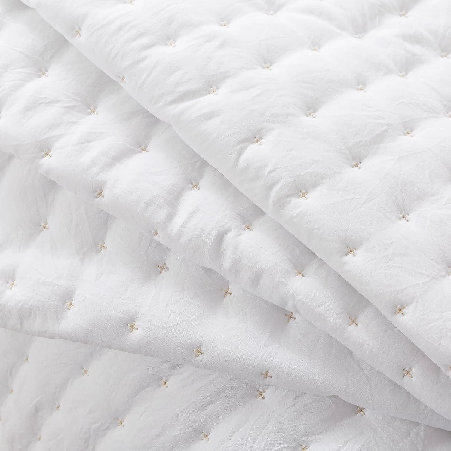 White California King Size Comforter Bedding Set, Oversized Lightweight Shams 07FC0E-D4 - KOEEK