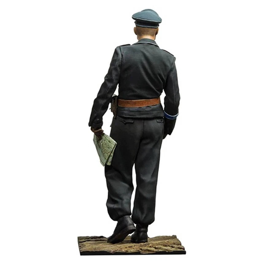 1:35 resin soldier figure model WW II German tank officers 332 07FC0E-D4 - KOEEK