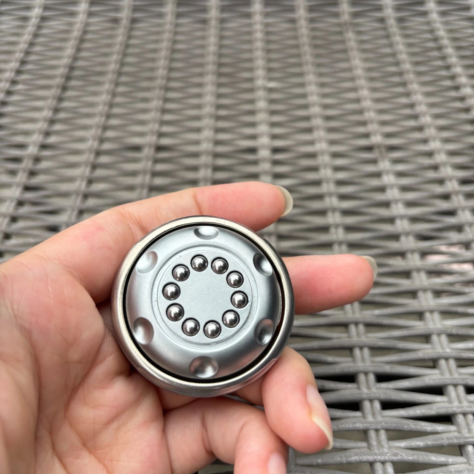 Mechanical Coin Flying Saucer Metal Slider Fidget Office Toys Cool Gadgets 07FC0E-D4 - KOEEK