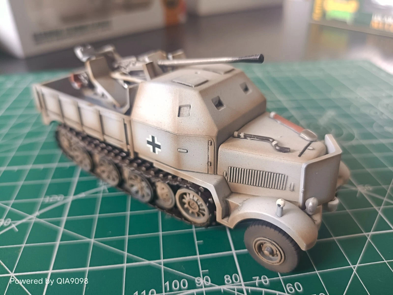 1:72 Scale WWII German Sd .Kfz.7/2 Flak37 Antiaircraft Gun Winter Painting Model 07FC0E-D4 - KOEEK