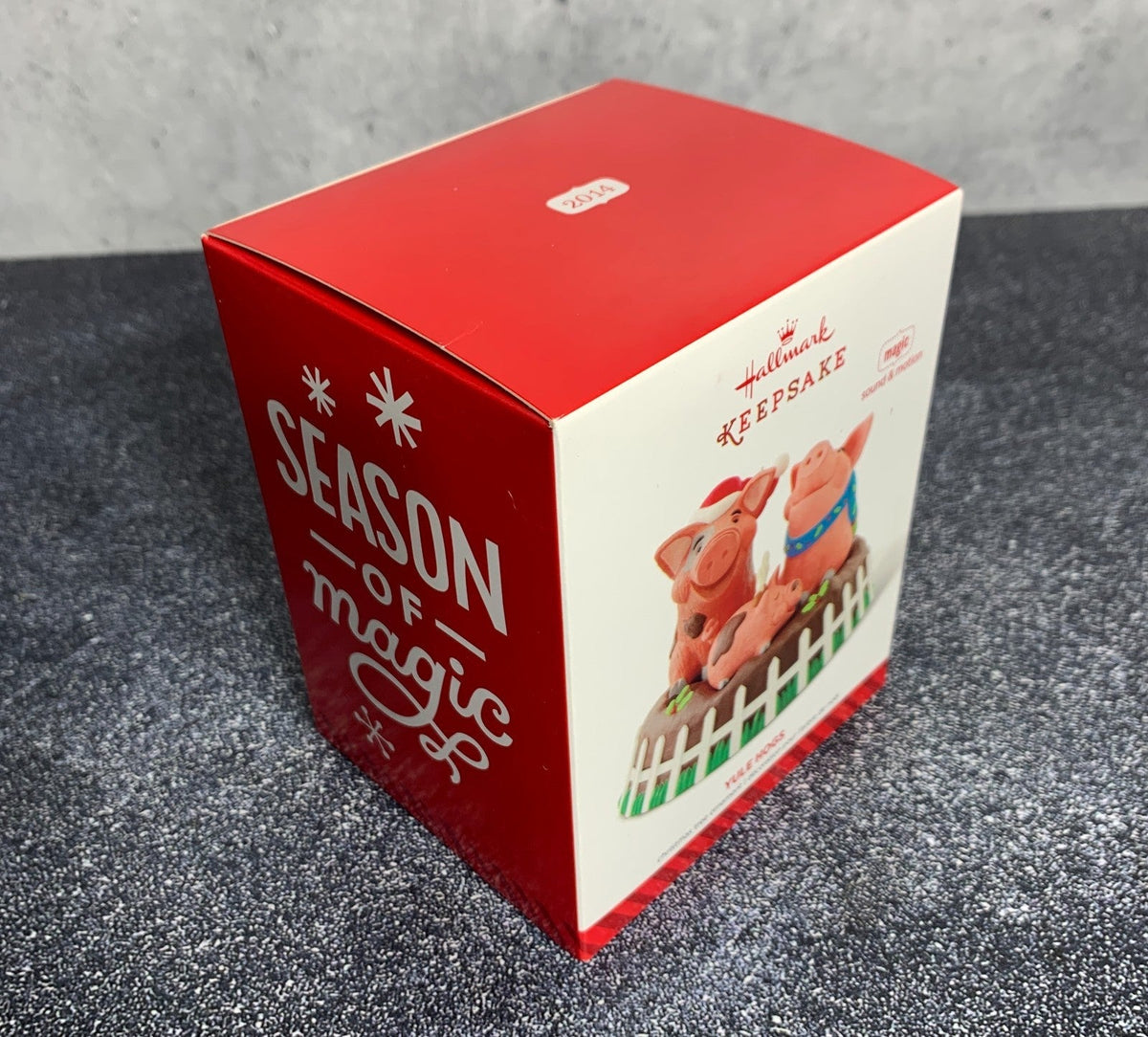 - Hallmark Christmas Ornament YULE HOGS Pigs 2014 Magic Sound & Motion Decor HALLMARK - KOEEK