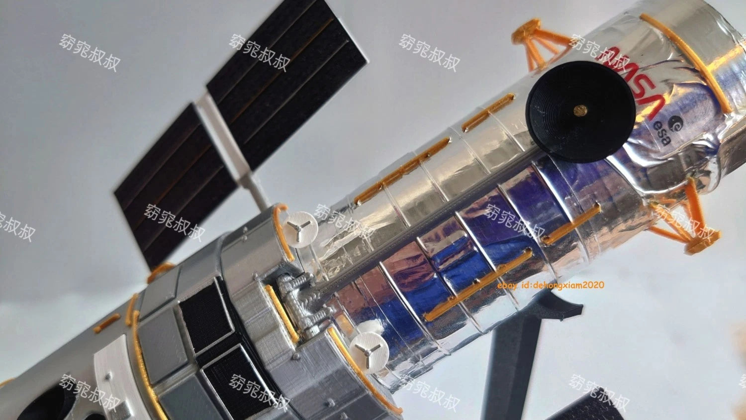 1/72 Scale Hubble Space Telescope HST Static Model Painted Product Toy 07FC0E-D4 - KOEEK