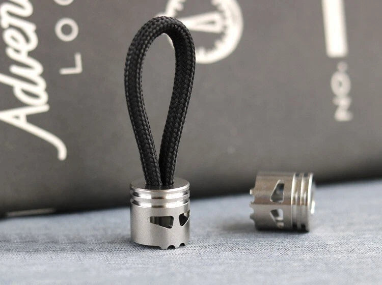 EDC Titanium Piston Skull Knife Bead Key Parachute Cord DIY Pendant Lanyard 07FC0E-D4 - KOEEK
