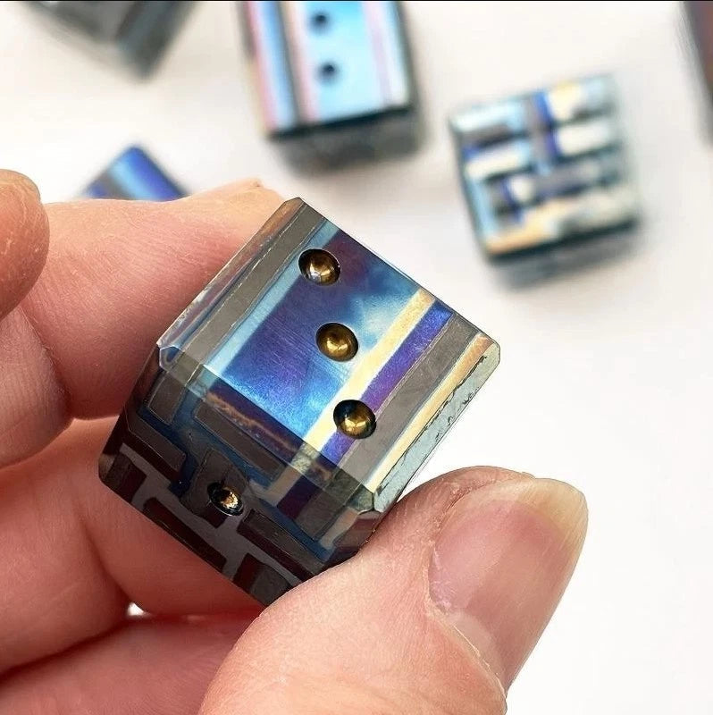 1PC Solid Zirconium Alloy Dice Whiskey Chilling Stone Metal Ice Cube EDC Toy 07FC0E-D4 - KOEEK