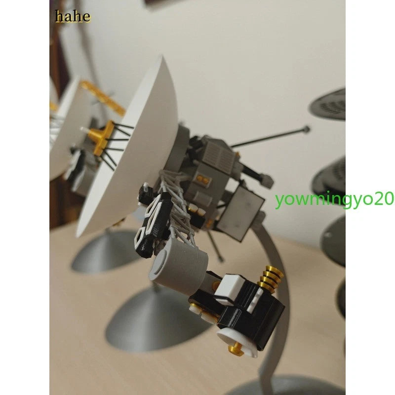 Voyager1 3D Printed Assembled 1/24 Model Replica for Space Exploration Fans Gift 07FC0E-D4 - KOEEK