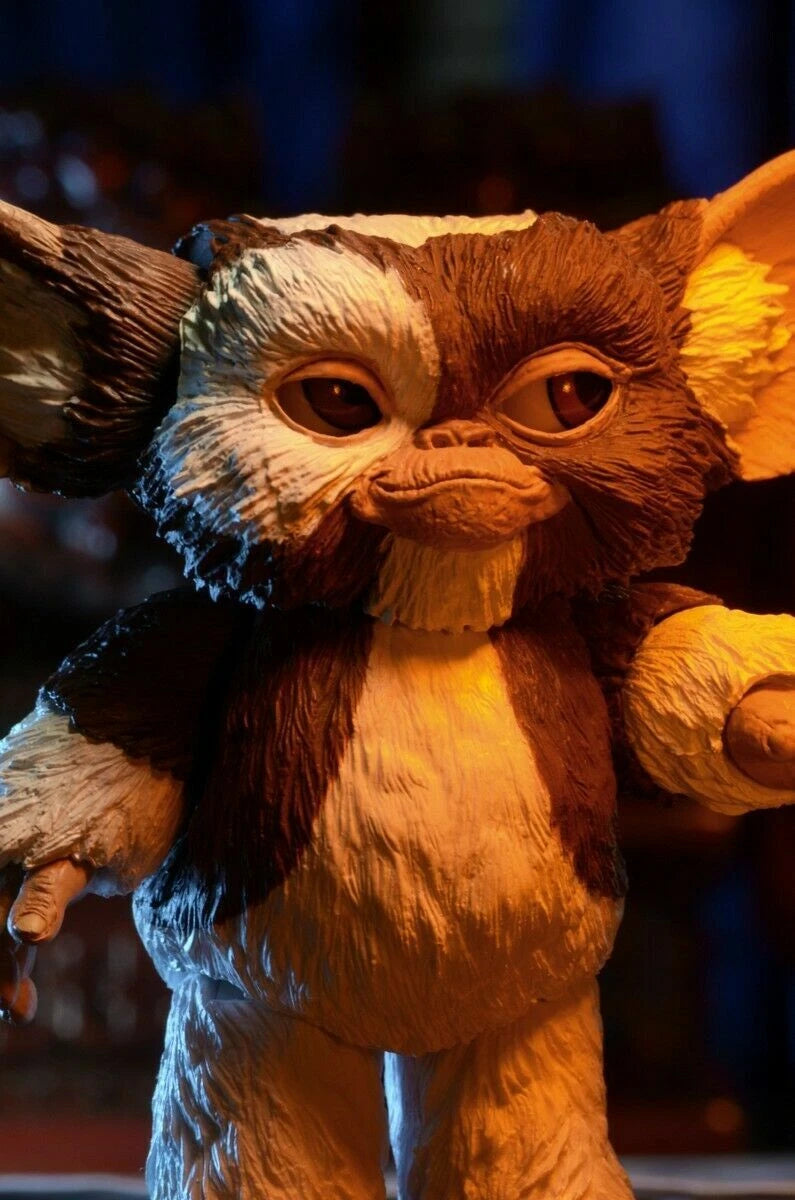 NECA Gremlins Ultimate Gizmo 7" Scale Action Figure Movie Toy Collection NECA - KOEEK