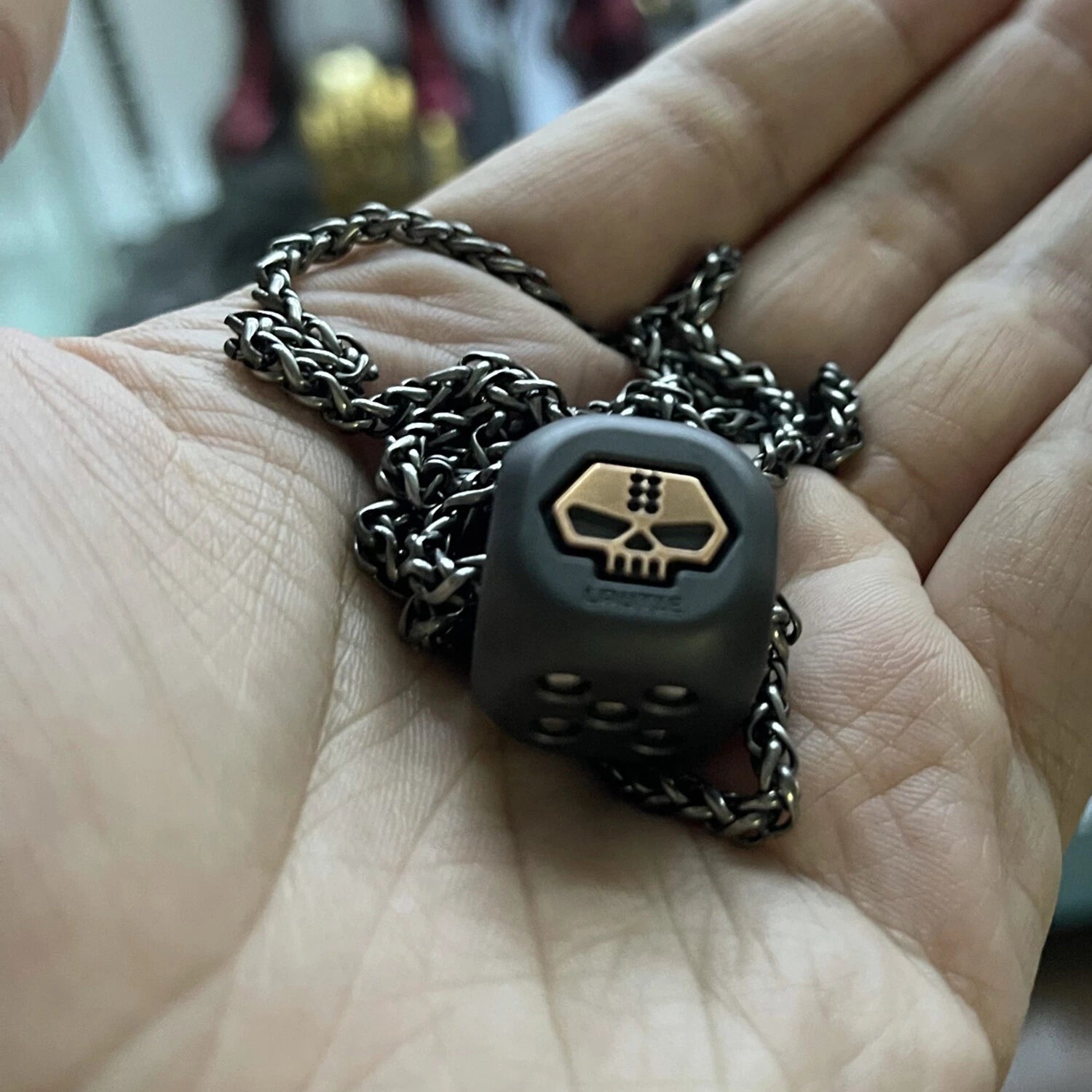 Black Technology Metal Dice luck Pendant EDC Necklace Knife Pendant Men Boy Toy 07FC0E-D4 - KOEEK