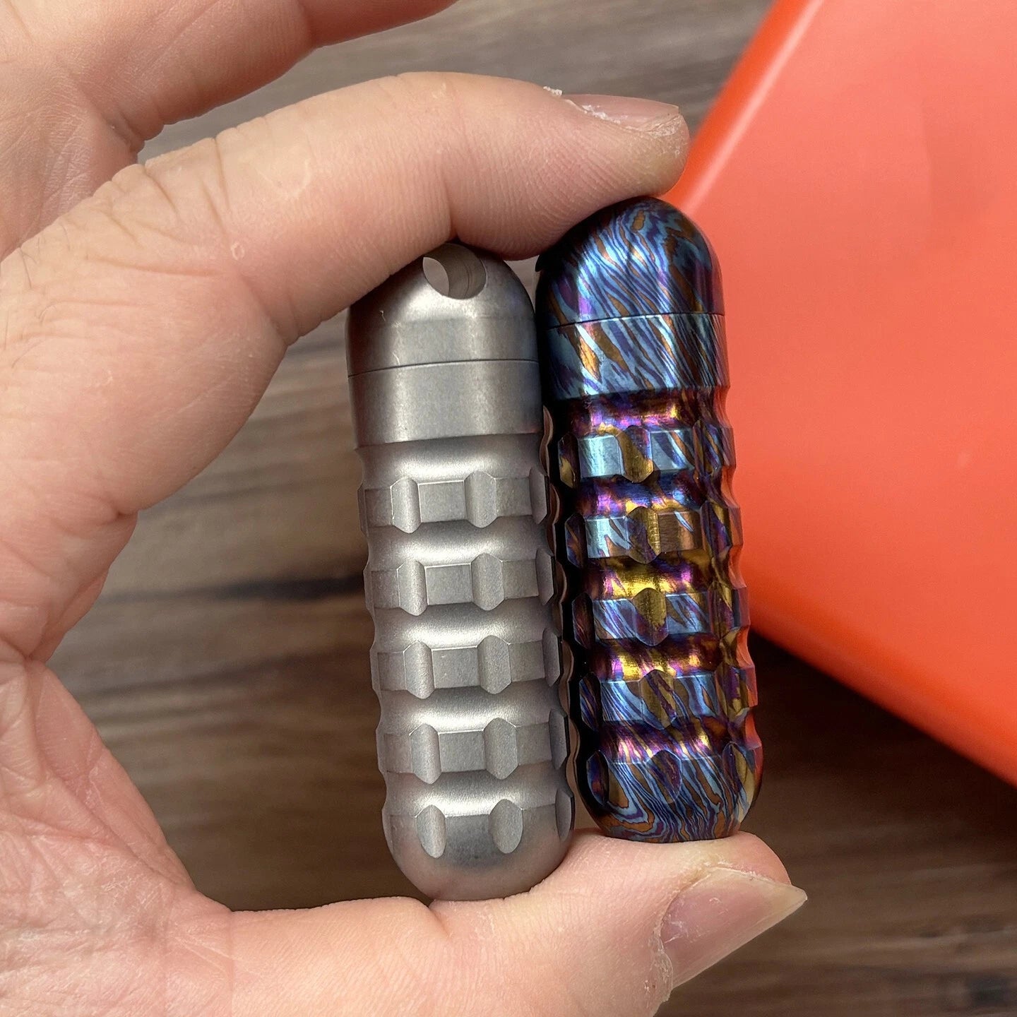 Titanium PEI Perfume Bottle Perfume Waterproof Medicine Pill Box Necklace Pendan 07FC0E-D4 - KOEEK