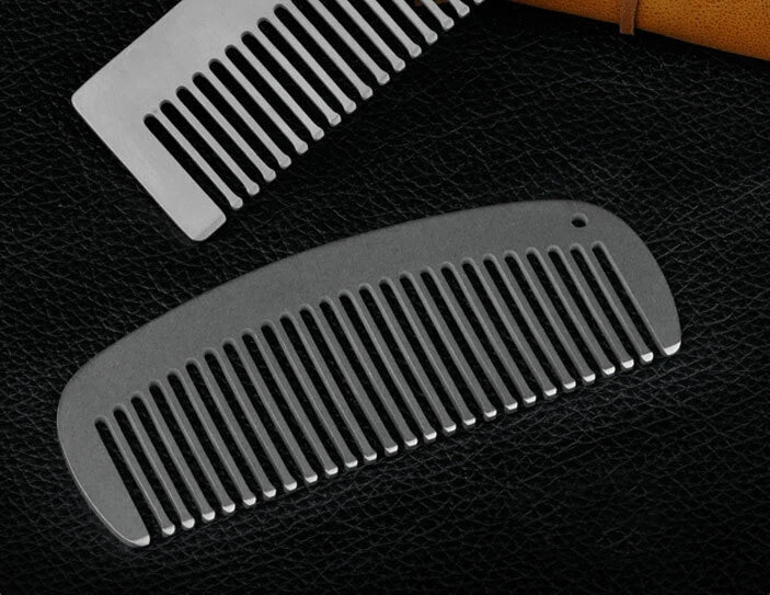 Titanium keychain Antistatic Comb Unique Fashion Comb Health Hair Hole Comb EDC EDC - KOEEK
