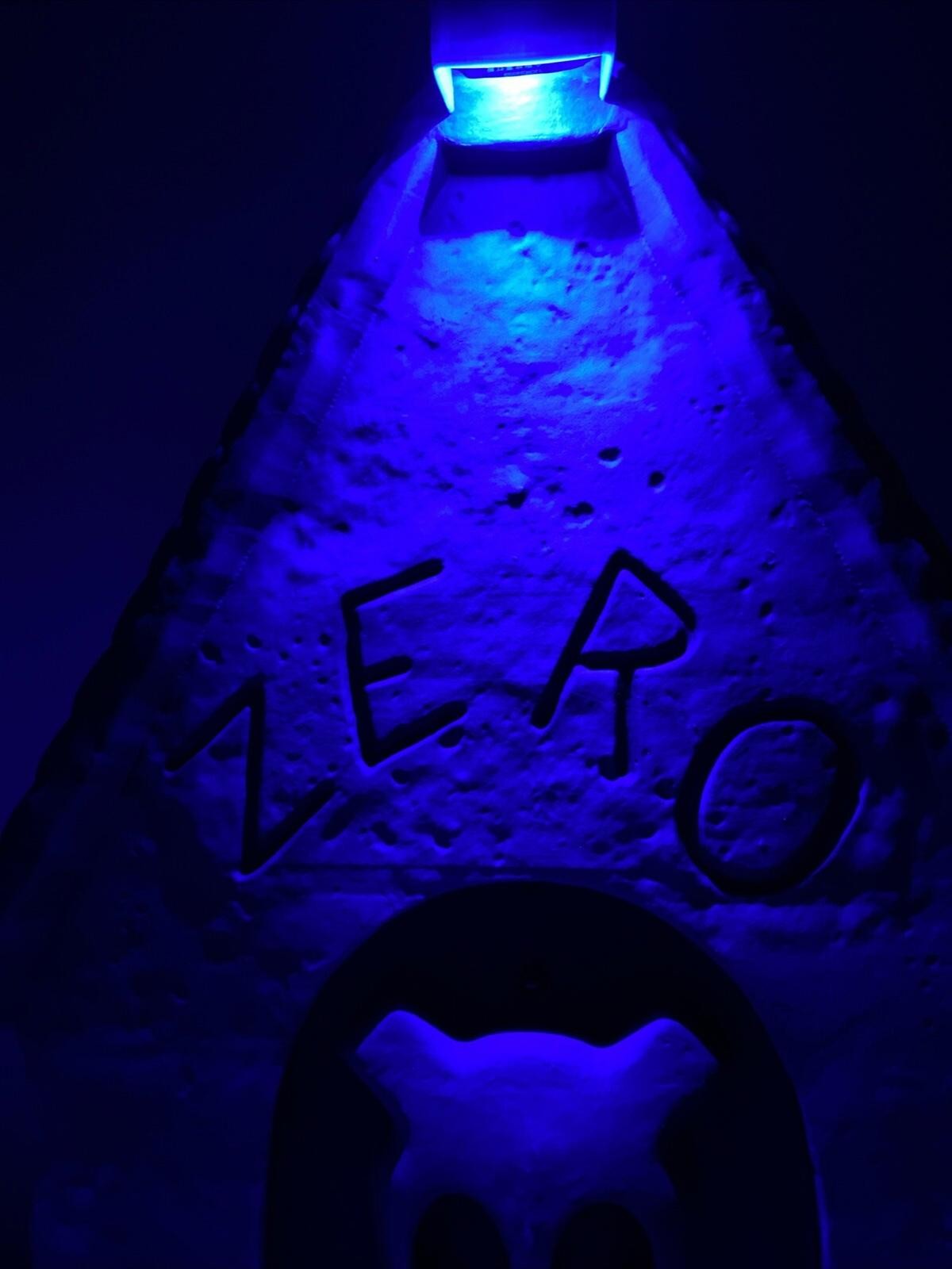 2024 Disney Nightmare Before Christmas Zero Light Up Tombstone Blow Mold Free sh DISNEY - KOEEK