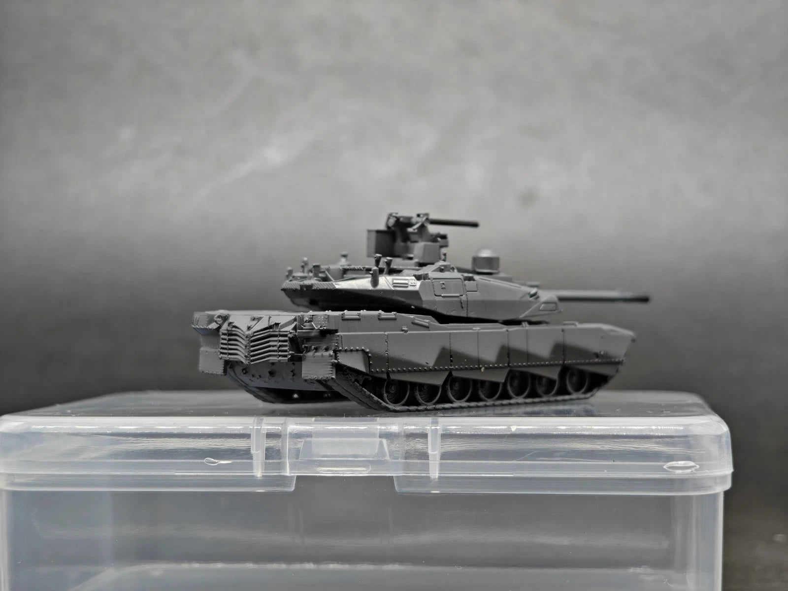 USA Abrams x Tank 1/144 Scale Static Model Painted Finished Non-Movable 07FC0E-D4 - KOEEK