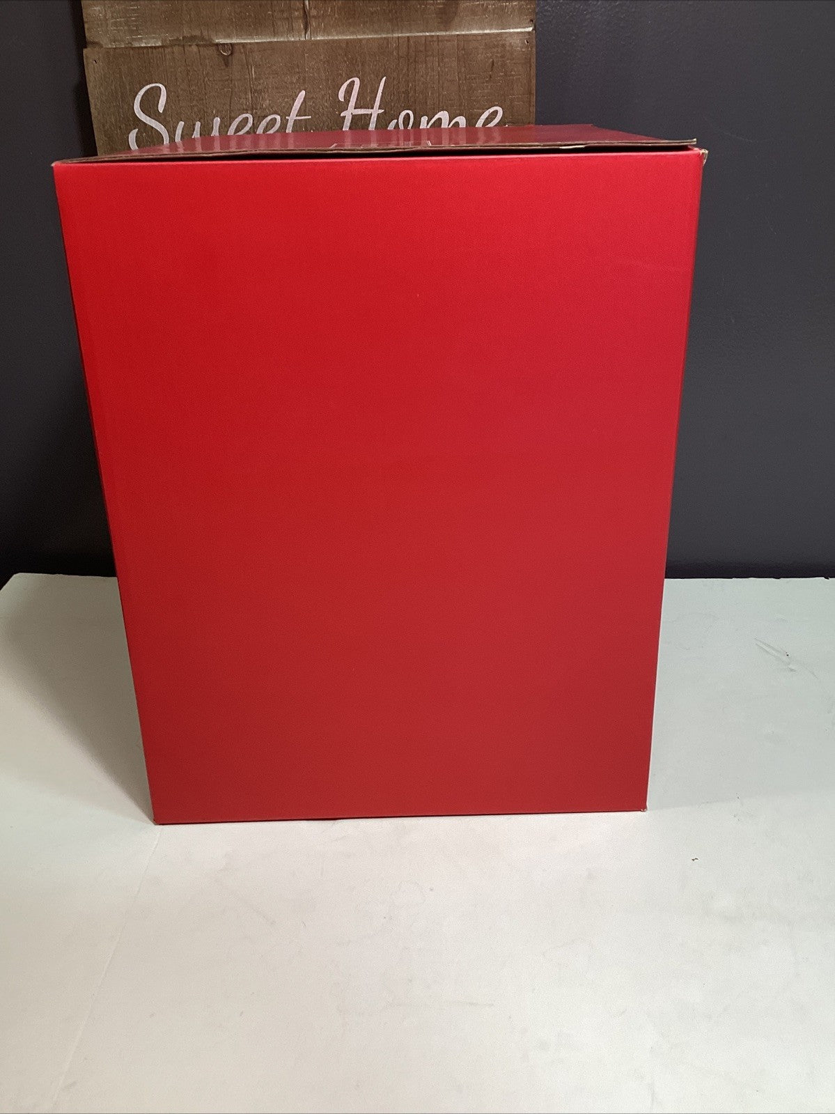 Lenox 'FLORENTINE & PEARL Lighted Christmas Tree in pierced porcelain 10" LENOX - KOEEK