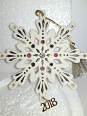 Lenox 2018 Annual GEMMED SNOWFLAKE Ornament LENOX - KOEEK