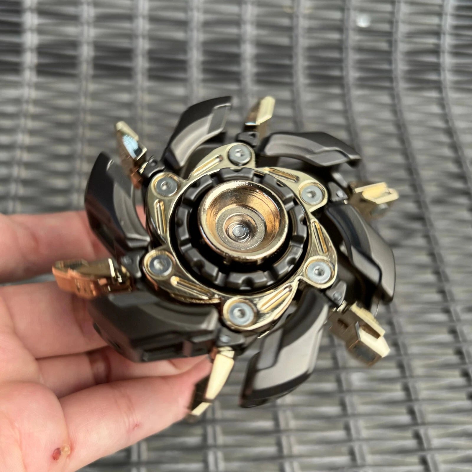 EDC Fidget Grumpy 08 Fidget Spinner Pillbug Metal EDC Beetle Finger Spinner 07FC0E-D4 - KOEEK