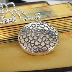 French Handmade Photo Box Pendant Openable Necklace 07FC0E-D4 - KOEEK