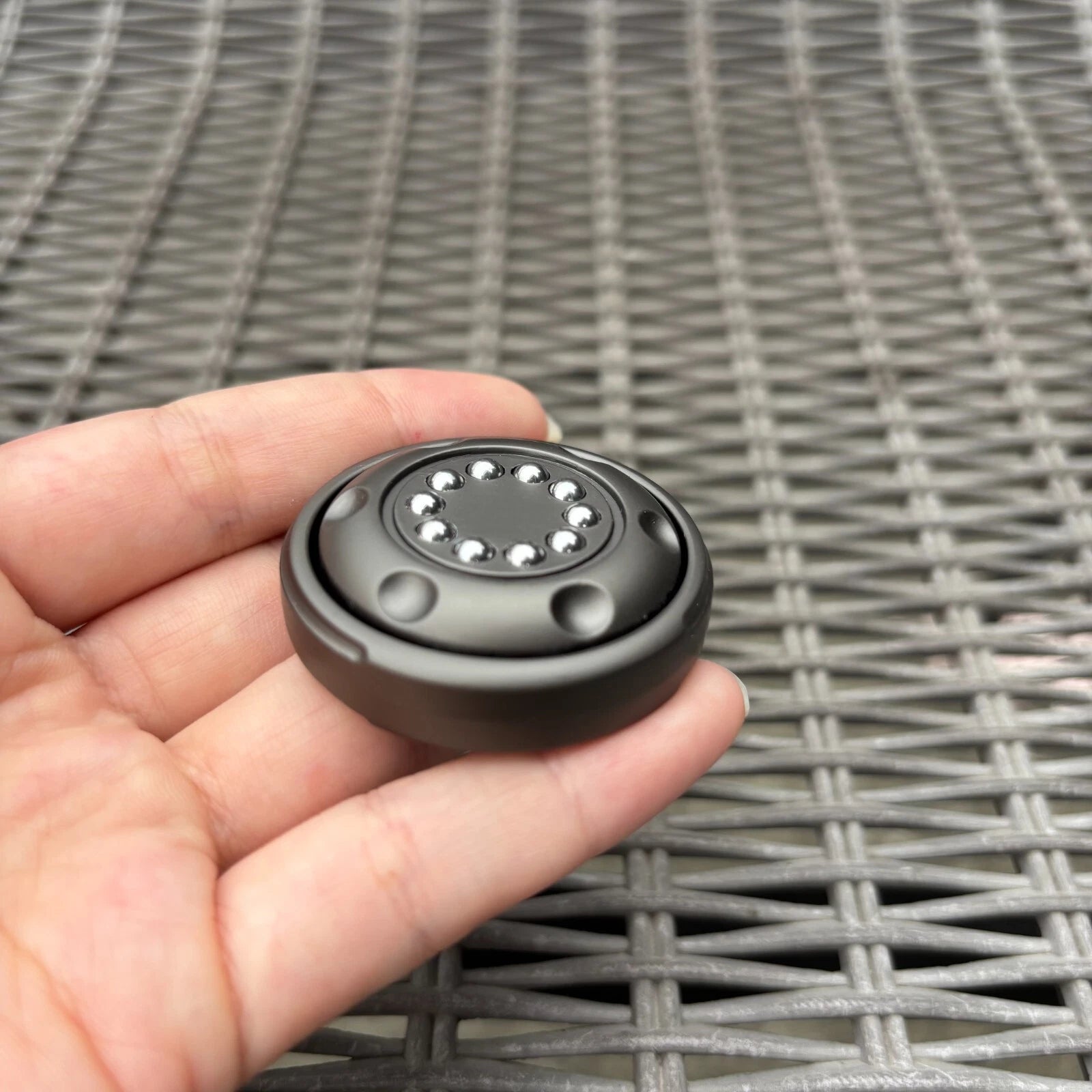 Adult Coin Flying Saucer Metal Slider Fidget Office Toys Cool Gadgets Gift 07FC0E-D4 - KOEEK