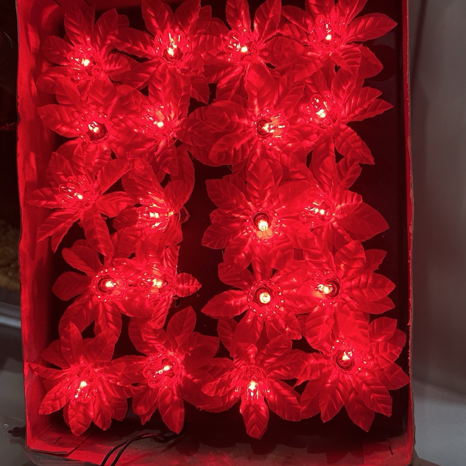 Vintage Red Silk Poinsettia Holiday Christmas String Lights Lot Of 40 07FC0E-D4 - KOEEK