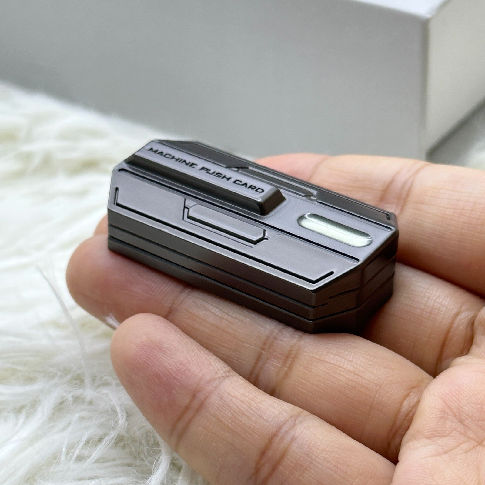 Push Card Pulse Coin Luminous EDC Magnetic Decompression Artifact Metal Toy Gift 07FC0E-D4 - KOEEK