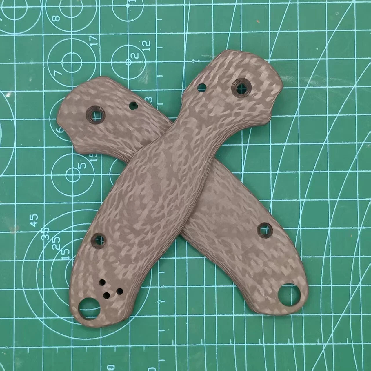 1 Pair Carbon Fibre Knife Handle Scales for Spyderco C223 Para3 Folding Knife 07FC0E-D4 - KOEEK