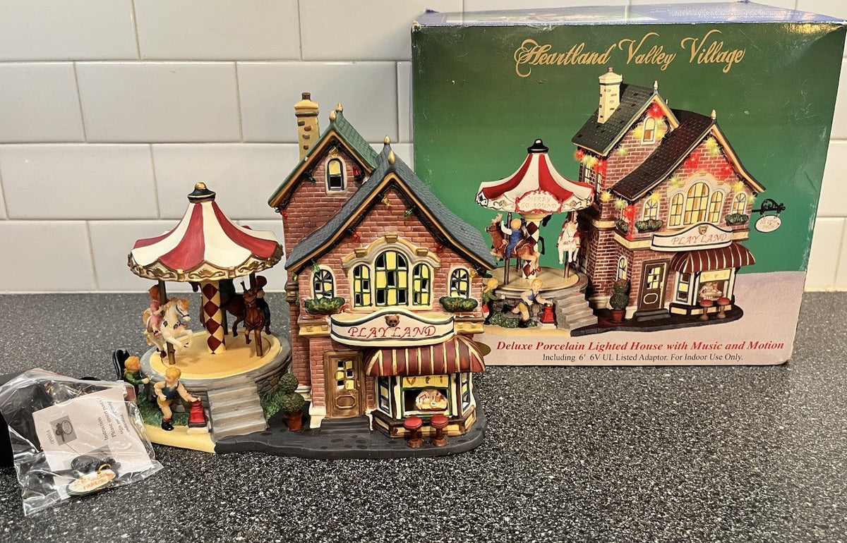 Heartland Valley Village Lighted House with Music and Motion Playland Carousel HEARTLAND - KOEEK
