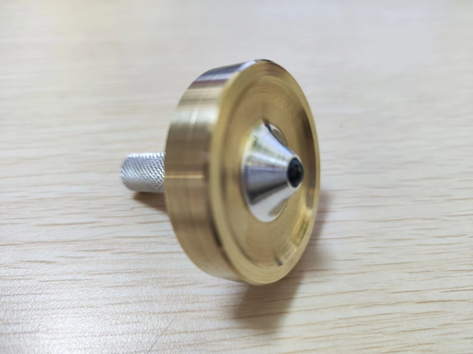 Brass Hand Twisting Spinning Top Gyro Gyroscope Spinner Toys Fidget spinner Toy 07FC0E-D4 - KOEEK
