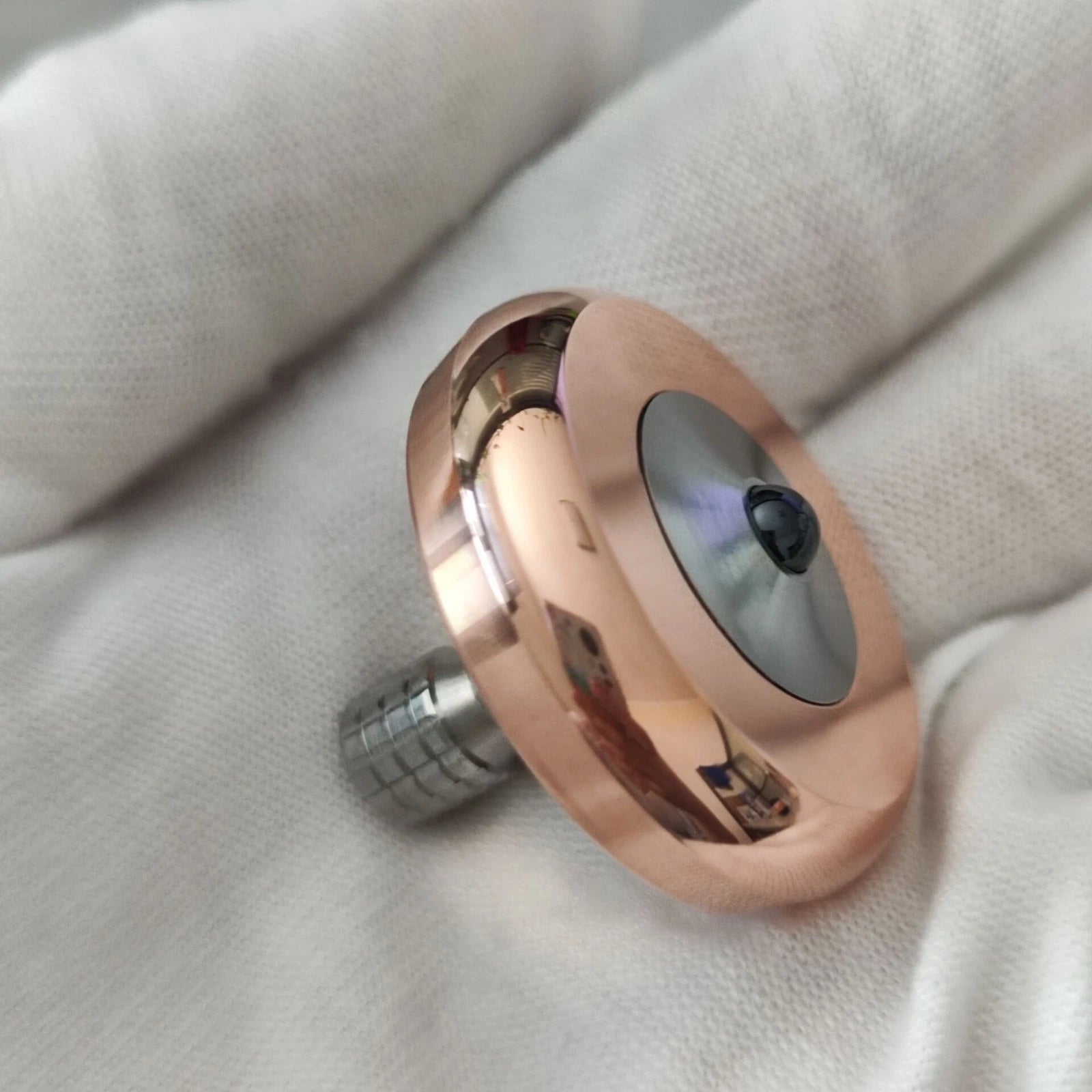 Titanium Copper Hand Twisting Spinning Tops Fingertip Top Hand Spinner Toys 07FC0E-D4 - KOEEK