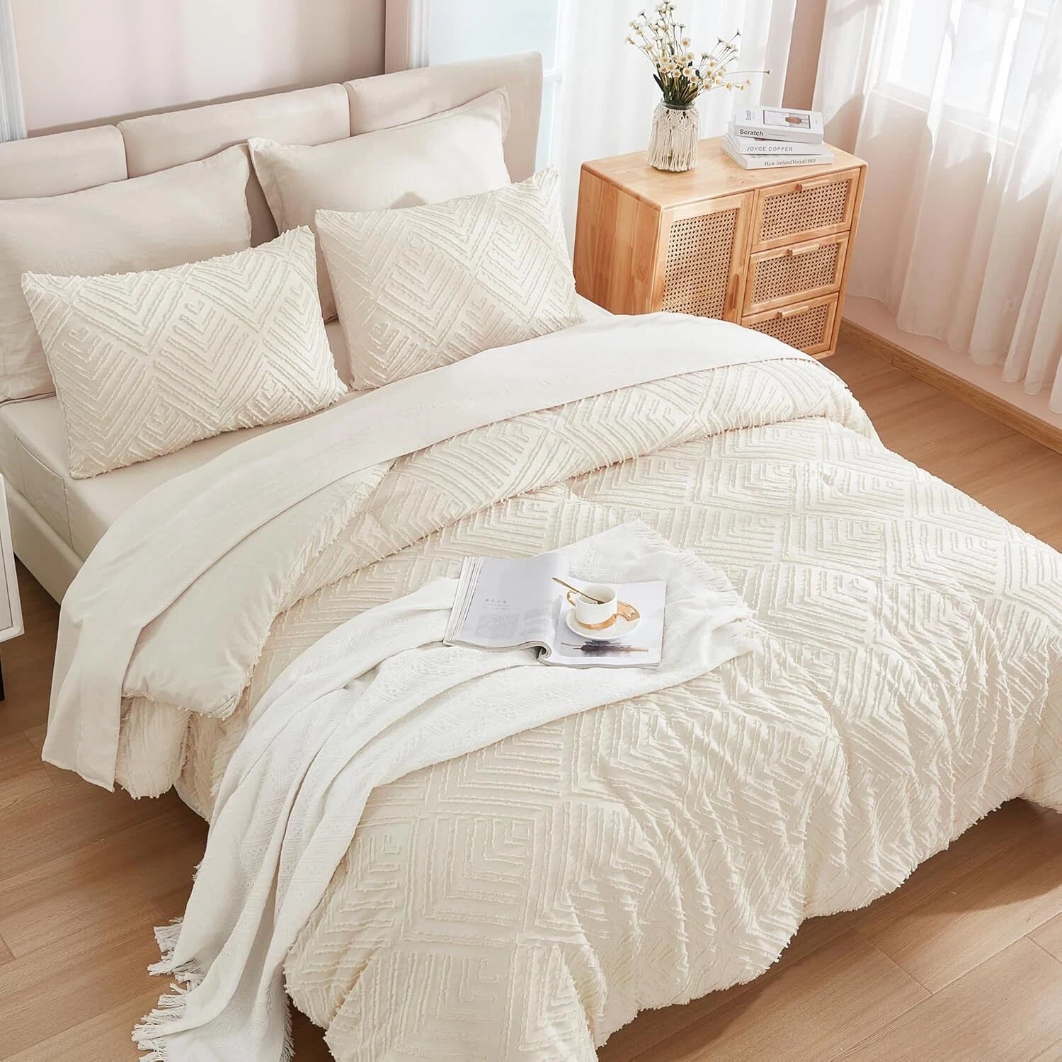 King Beige Pocket Bed - 7 Piece, Tufted Lightweight Fluffy Bed Set 07FC0E-D4 - KOEEK