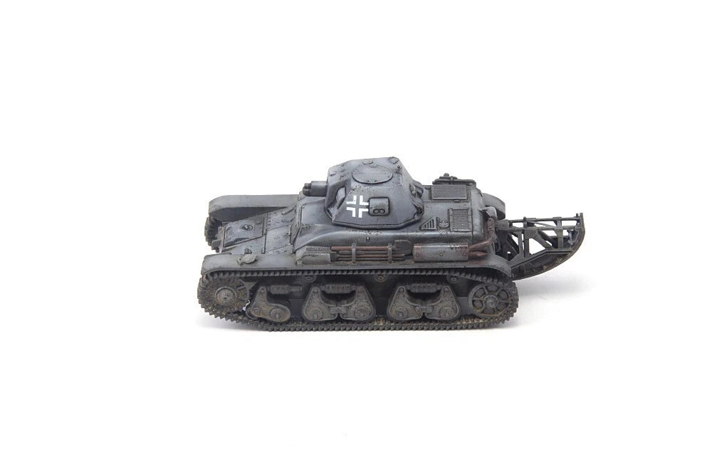 S-Model 1/72 WWII German Pz.Kpfw.35R731(f) Finished Product Model #LE2009 S-MODEL - KOEEK