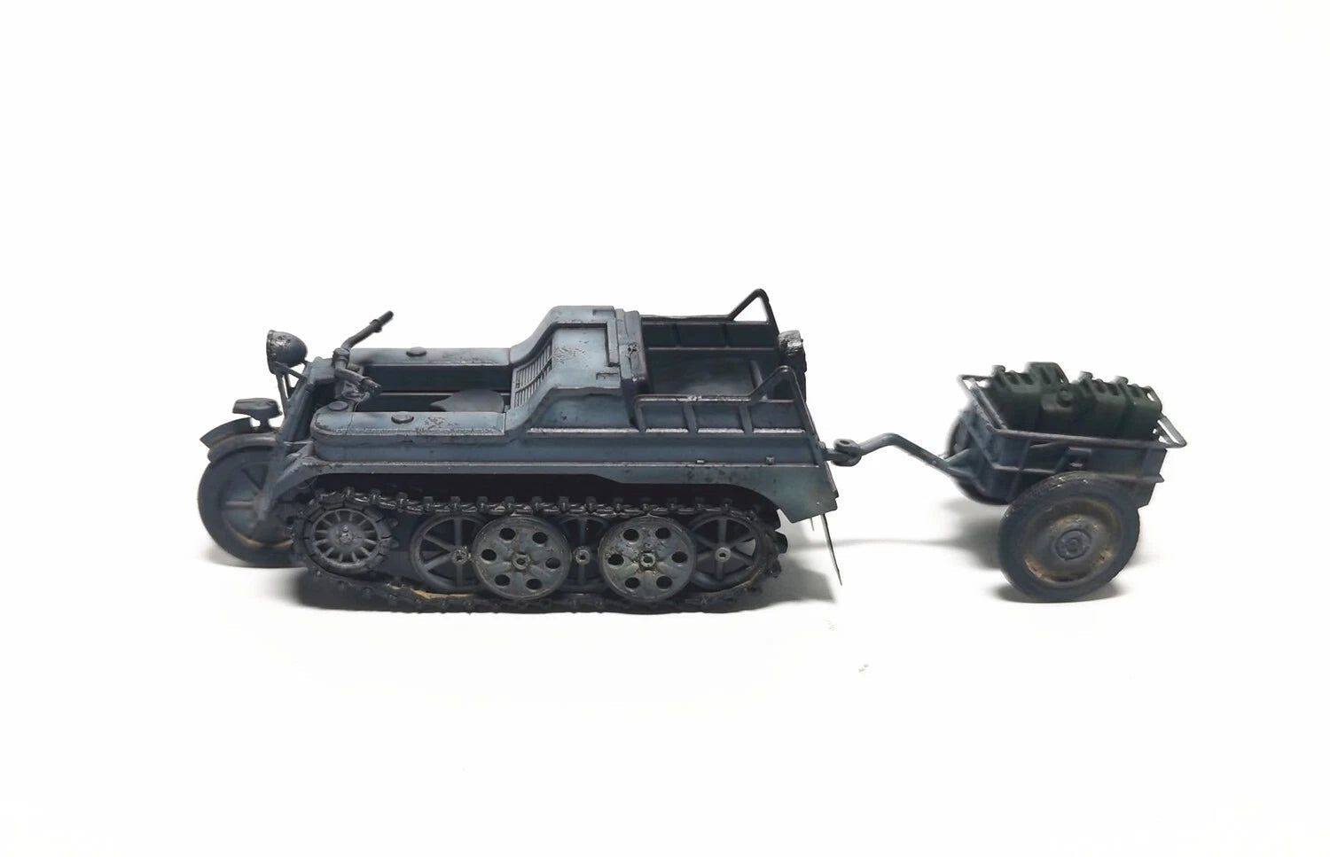 S-Model 1/72 Sd.Kfz.2 with IF.8 trailer kettenLirad Finished Product Model Gray S-MODEL - KOEEK