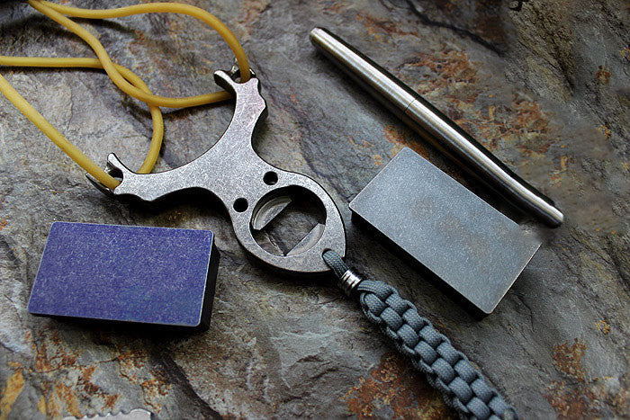 Outdoor Brass / Titanium Alloy EDC Storage Box Sealing Holder Container Case Box 07FC0E-D4 - KOEEK