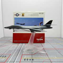STOCK Herpa Wings 1/200 USAF B-1B Lancer, alloy bomber model 572903 Collection 07FC0E-D4 - KOEEK